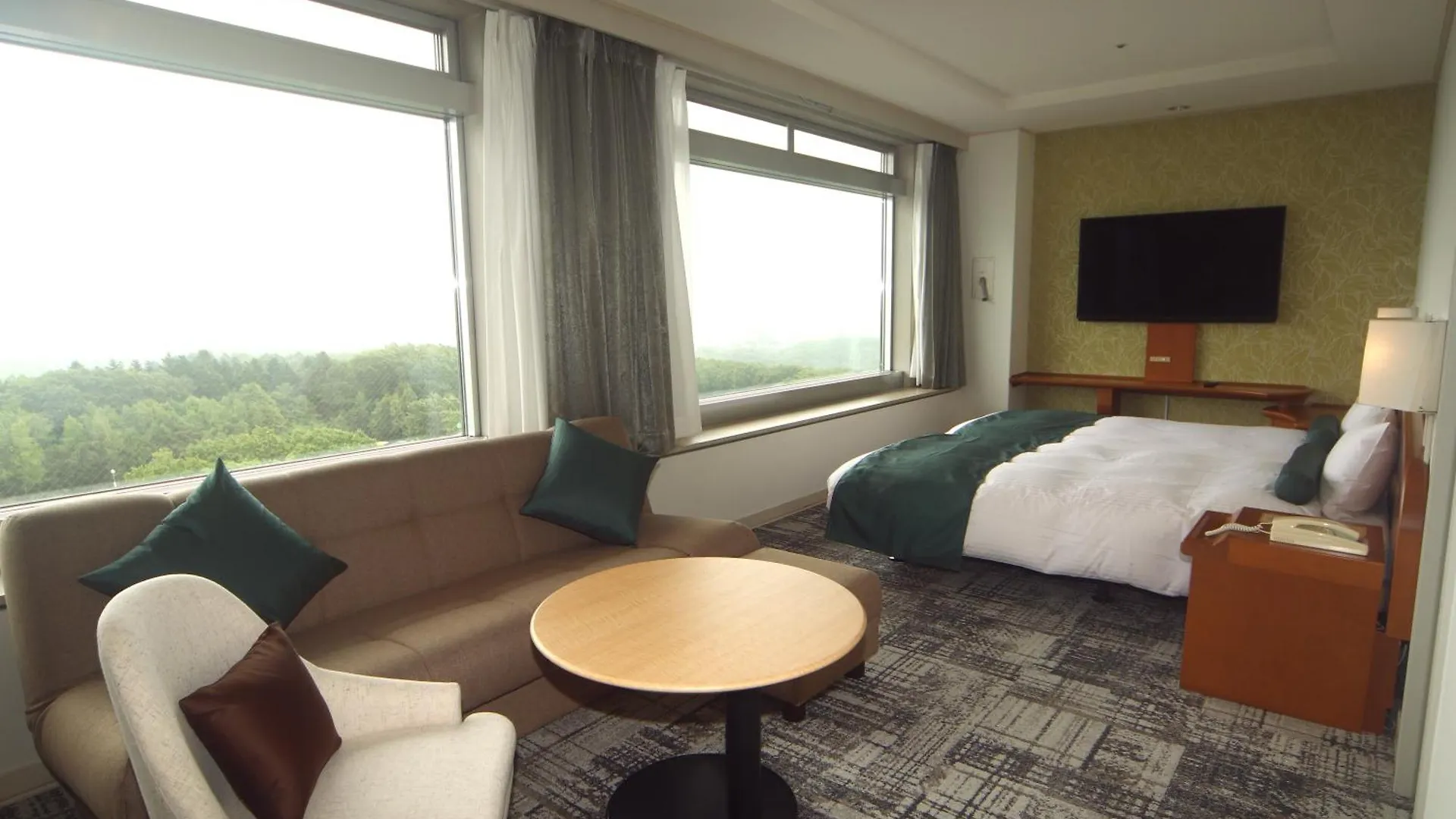 Kitahiroshima Classe Hotel